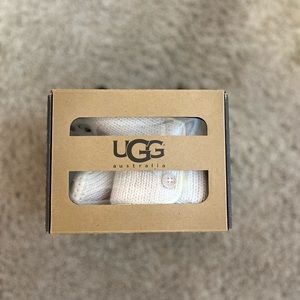 BABY UGGS ❄️
